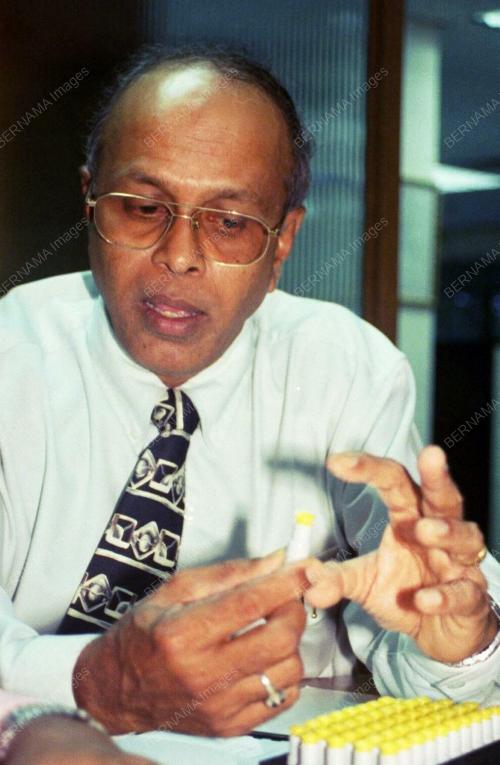 DR S.RADHAKRISHNAM