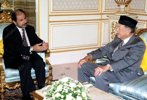 KL03-09_08_2000_OMAN_AMBASSADOR_12012016