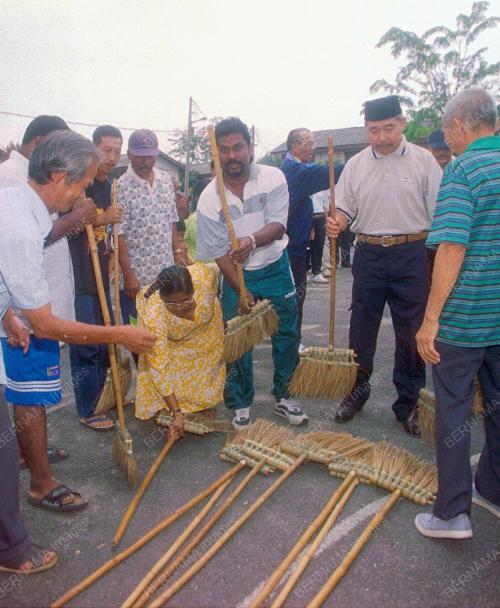 GOTONG-ROYONG