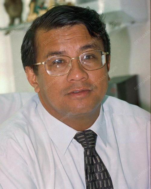 KL03-11_02_2001DRZAKI_MORAD_11022001