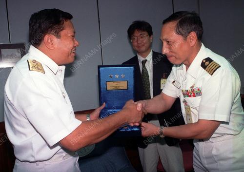 MOHD NOR ABDUL HAMID