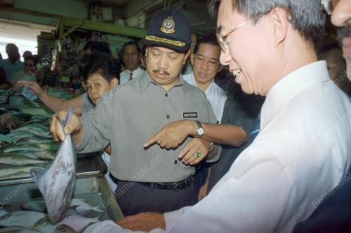 KL03-19_01_2001_MUHYIDDIN-PASAR_18012016