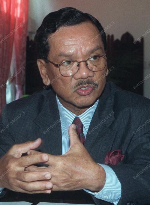 KL03-20_12_2000_KETUA_HAKIM_15012016