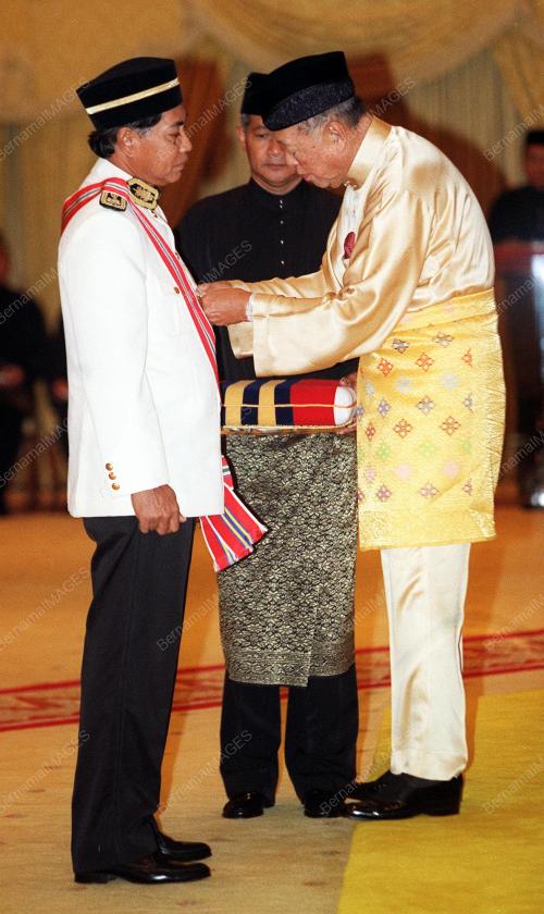 KL03-220200_ANUGERAH_PINGAT_07012016