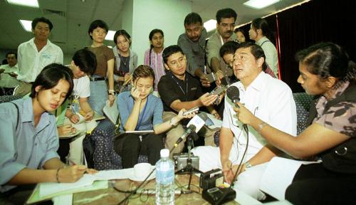 KL03-22_07-2001-UNIVERSITI_28012016