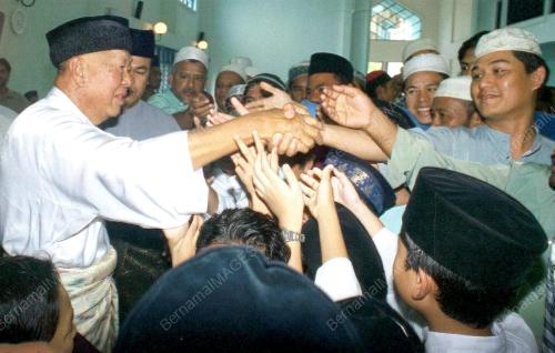 KL03-23_02_2001_AGONG-SALAM_19012016