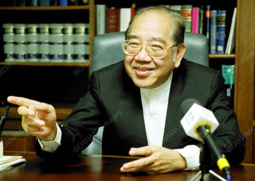 MUHAMMAD KAMIL