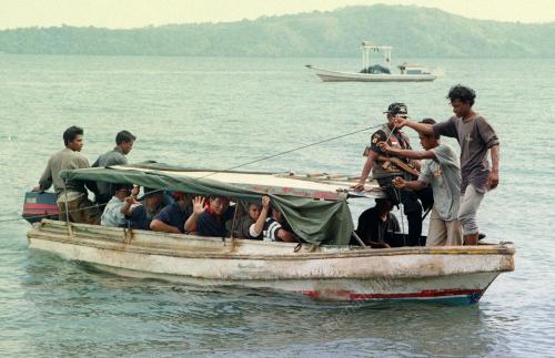KL03-25_12_2000_LAUT_MALUKU_15012016