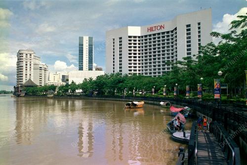 KL03-270_20012016