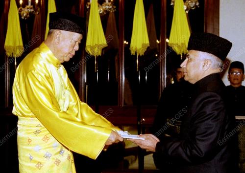 KL03-30_07_2001_AGONG-DUTA_28012016