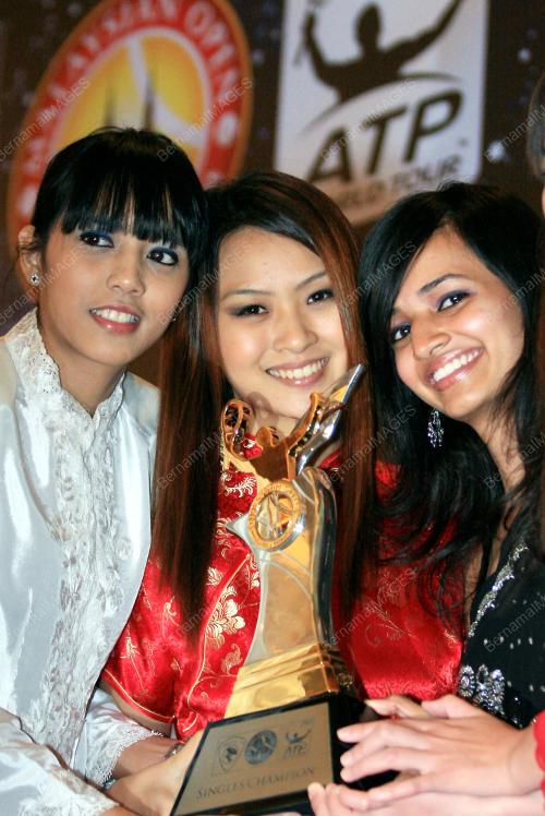 NG YEN YEN