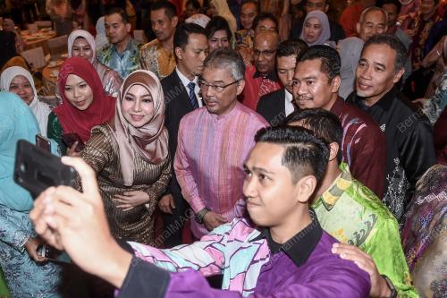KL037_01032019_AGONG_BN201903012161