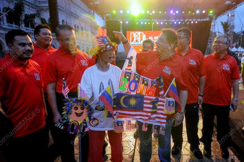 KL03_01012016_LARIAN