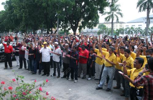 PERHIMPUNAN HARI BURUH