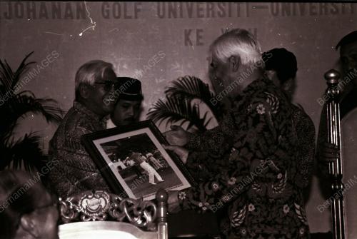 YANG DI-PERTUAN AGONG