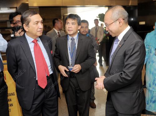 KL03_01082016_WAHID_PNB