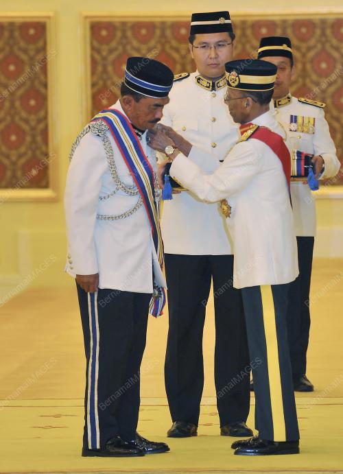 KL03_01112016_AGONG