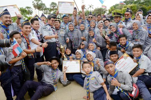 KL03_01122016_JAMBORI_PENGAKAP