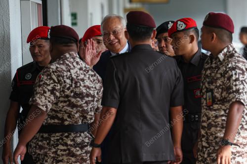 DATUK SERI NAJIB TUN RAZAK