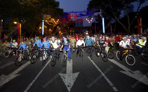 KL03_02022014_CAR_FREE