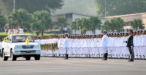 KL03_02062012_AGONG
