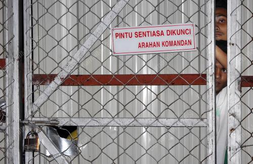 PENDATANG TANPA IZIN