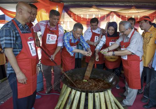 KL03_02072016_PASAR_TANI