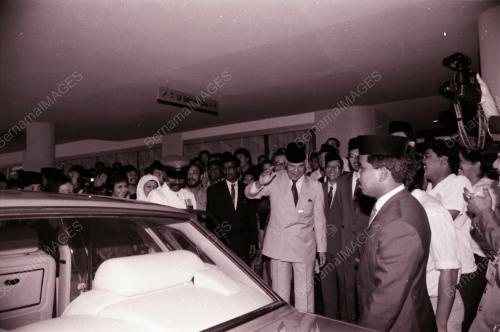SULTAN AZLAN MUHIBBUDDIN SHAH