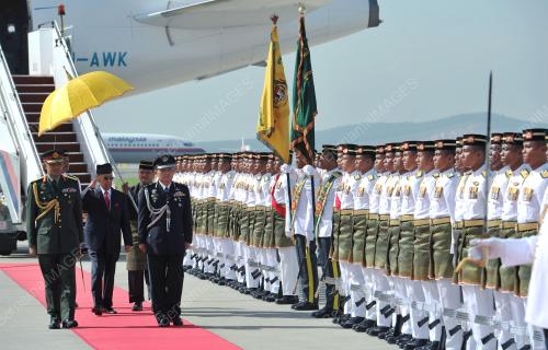 KL03_02092013_AGONG