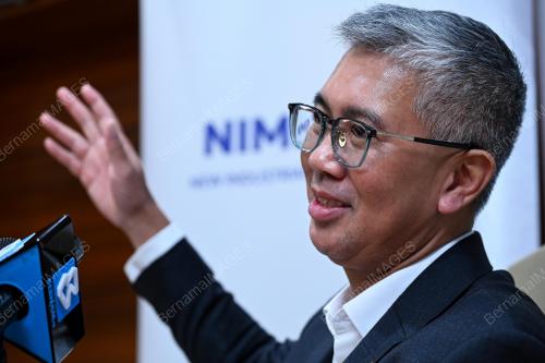 TENGKU DATUK SERI ZAFRUL ABDUL AZIZ
