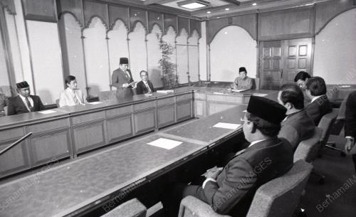 SETIAUSAHA PARLIMEN