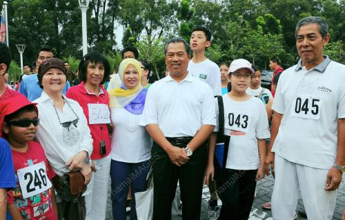TAN SRI MUHYIDDIN MOHD YASIN