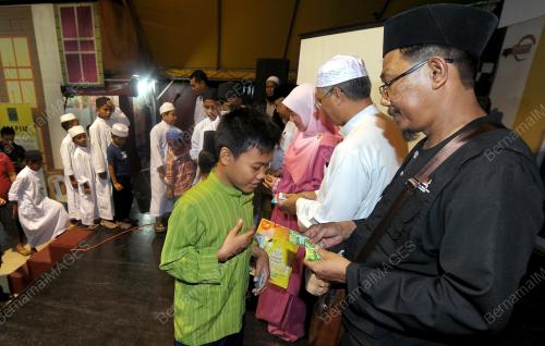 KL03_03082013_UPTOWN_YATIM