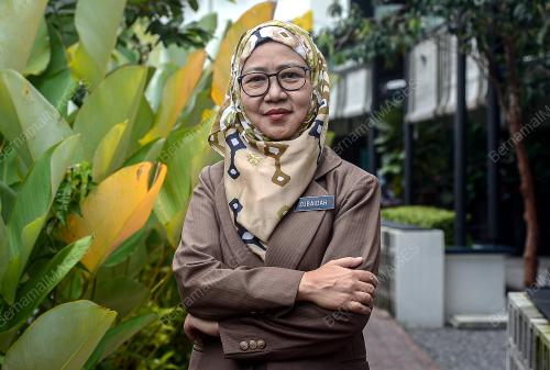 ZUBAIDAH MUKHTAR