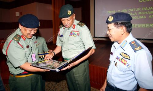 RAJA MOHAMED AFFANDI RAJA MOHAMED NOOR