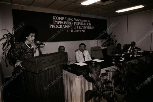 DATUK DR SITI ZAHARAH