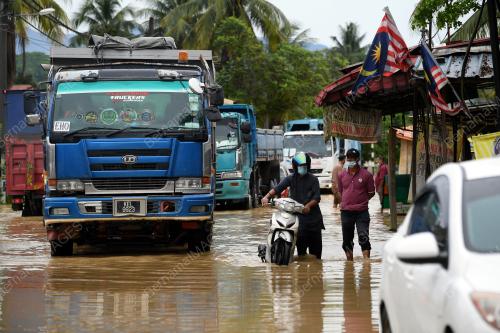 BANJIR KILAT DI HULU LANGAT