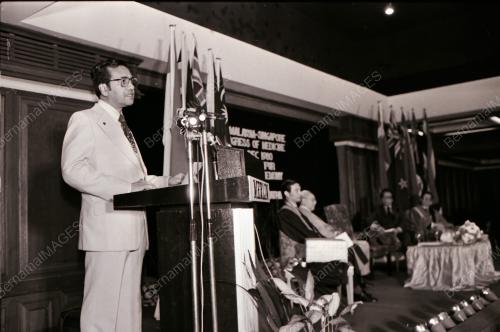 DATUK SERI DR. MAHATHIR BIN MOHAMAD