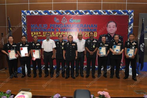 DATUK MAZLAN MANSOR