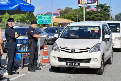 DATUK SERI ACRYL SANI ABDULLAH SANI