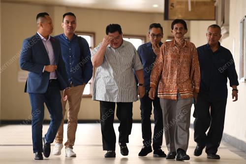 DATUK SERI TENGKU ADNAN TENGKU MANSOR