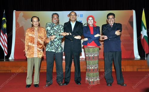 KL03_05042016_ASEAN_EDITORS
