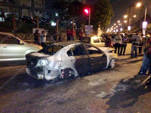 KL03_05052015_KERERA_TERBAKAR