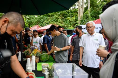 DATUK SERI ISMAIL SABRI YAAKOB