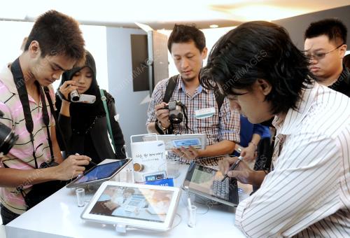 KL03_05092012_GALAXY_NOTE
