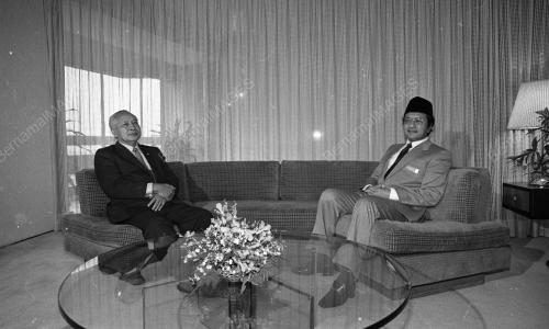 KL03_06022015_PM_SUHARTO