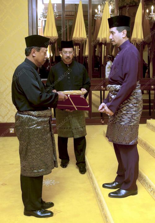 TUANKU MIZAN ZAINAL ABIDIN