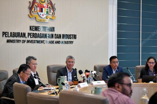 TENGKU DATUK ZAFRUL TENGKU ABDUL AZIZ