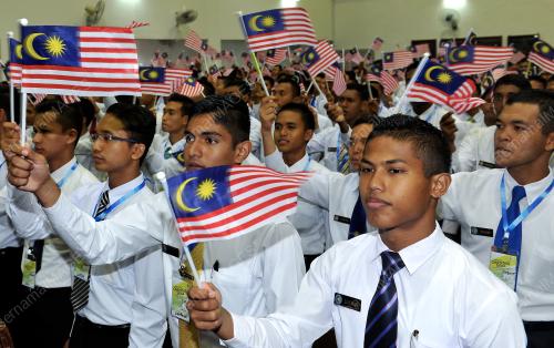 KL03_06092012_UPNM1