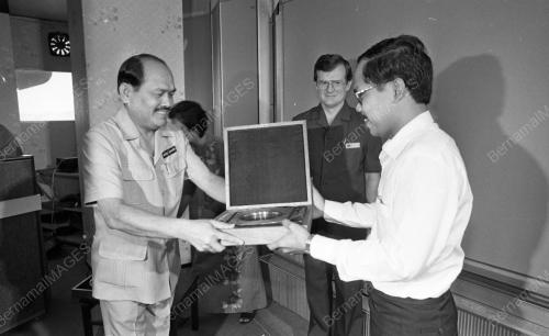 KL03_06102015_PINGAT